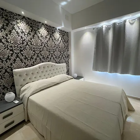 Infinityrooms Guest house *